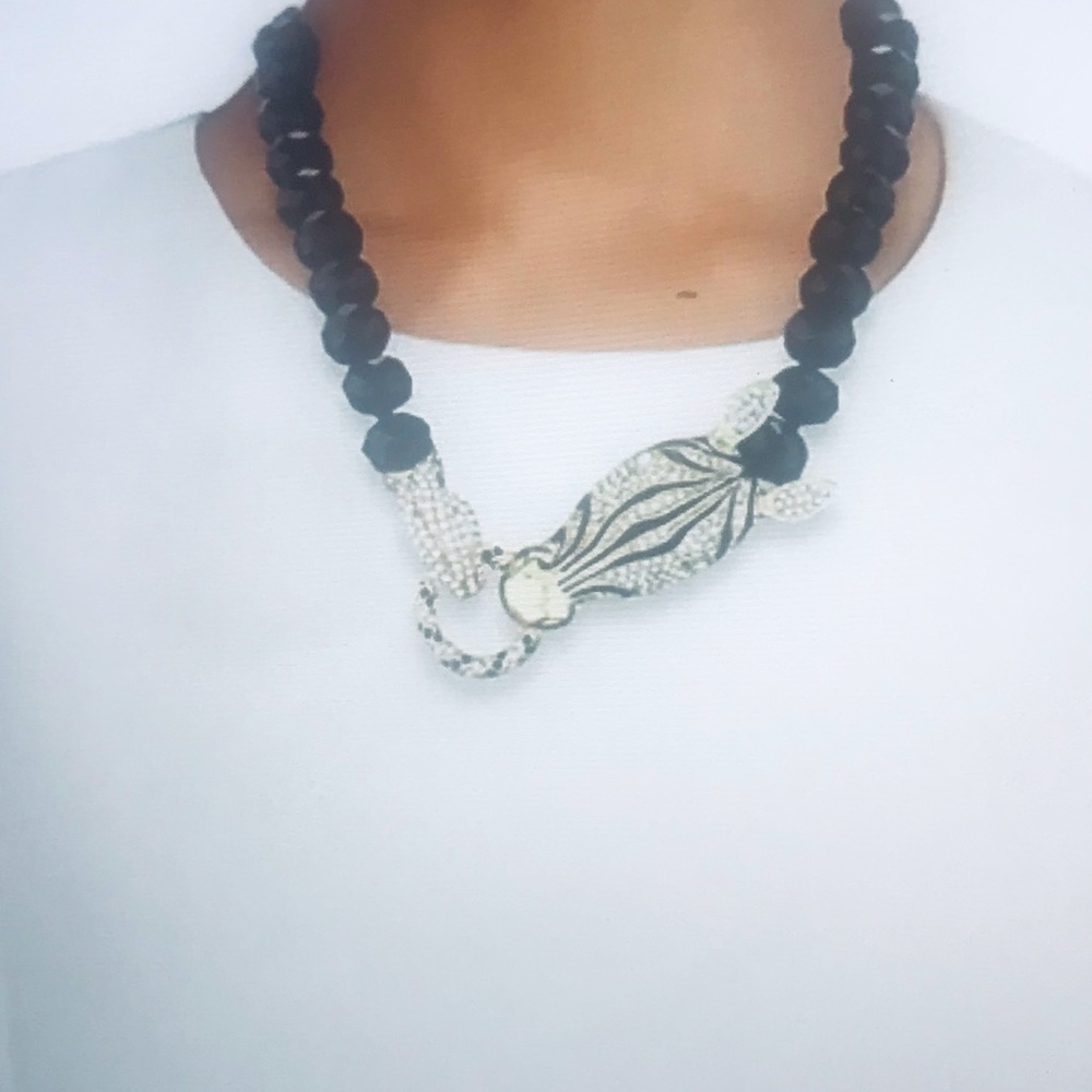 HEIDI DAUS ZEBRA EARRINGS AND NECKLACE SET